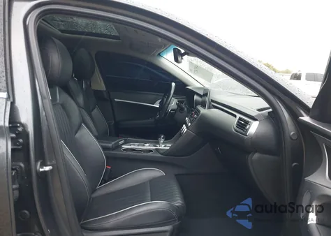 2021 Genesis G70 2.0T Awd z USA, uszkodzony, nr VIN KMTG34LA8MU072372